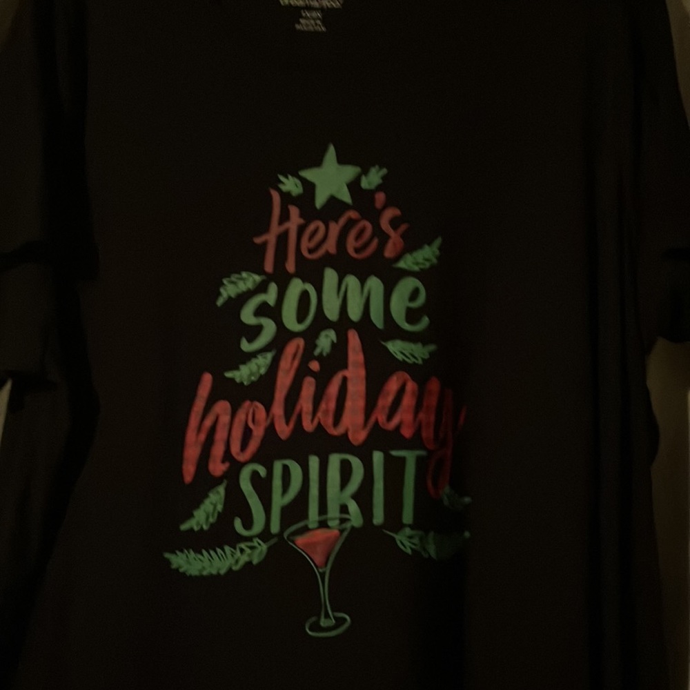 Size 1X/2X holiday long nightgown. 100% cotton. Super cute and comfy.